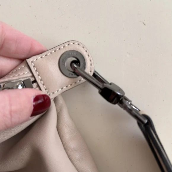 Longchamp le pliage cuir leather small handbag bag nude bone ivory off-white - Picture 10 of 17